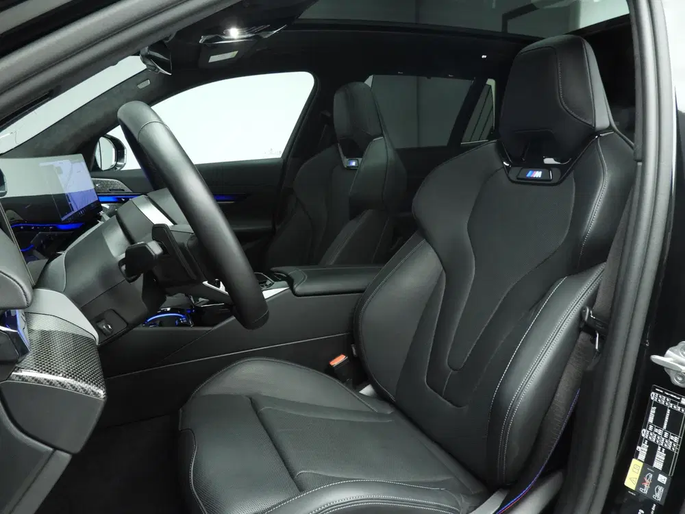 BMW i5 Touring xDrive40 uit 2025, foto 7