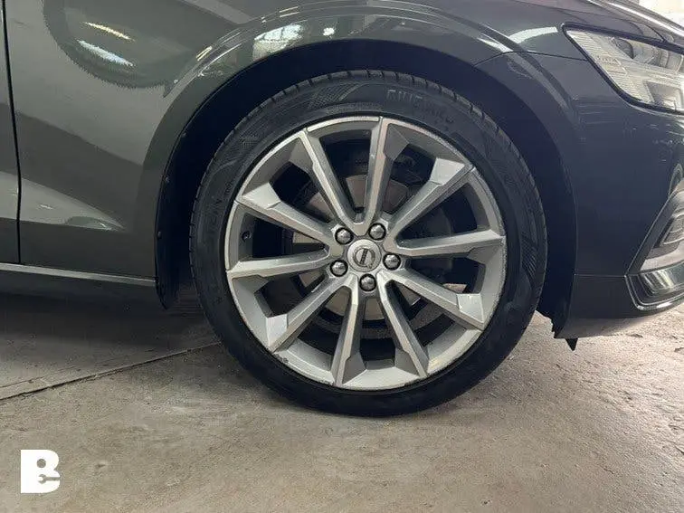 Volvo V60 2.0 T4 Momentum Pro, adaptive cruise uit 2019, foto 13