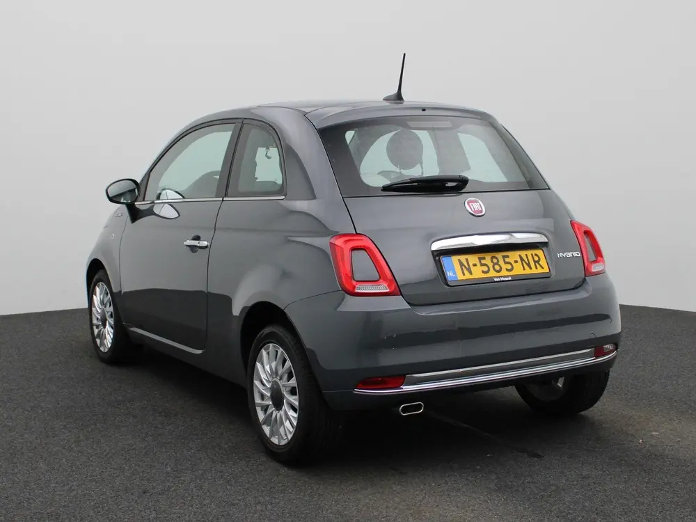 Fiat 500 1.0 Hybrid Dolcevita uit 2021, foto 2