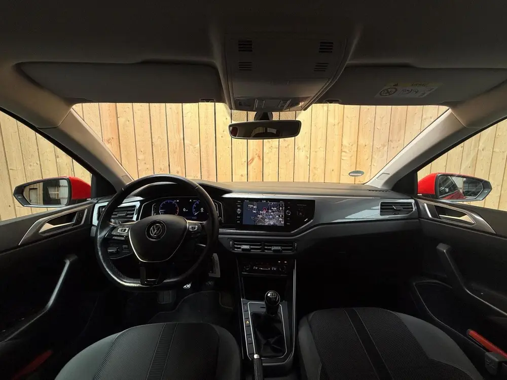 Volkswagen Polo 1.0 TSI Highline R-line Apple CarPlay/Androi uit 2019, foto 3