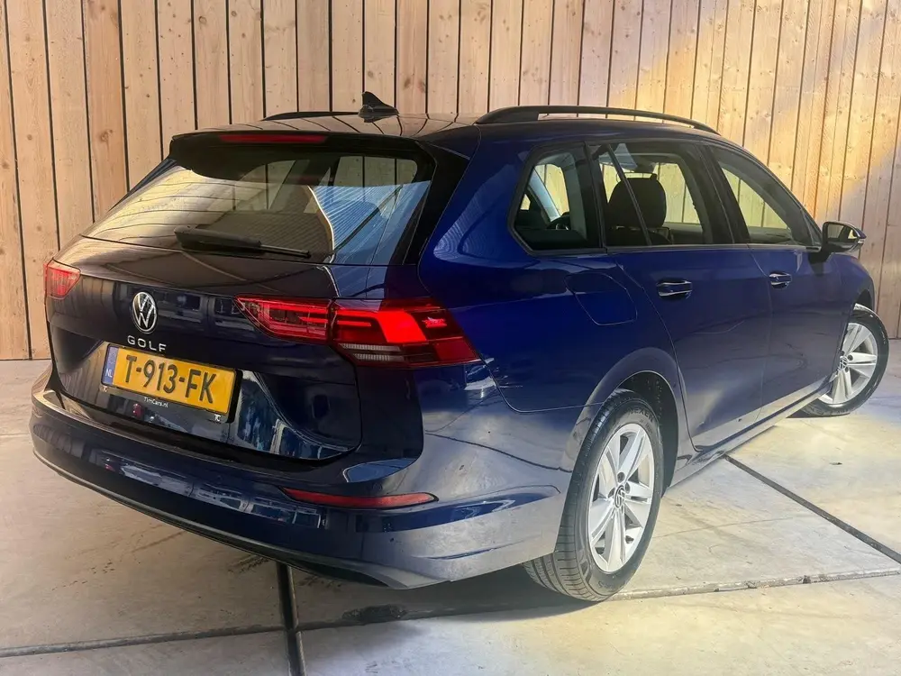 Volkswagen Golf Variant 1.0 TSI Life Achteruitrijcamera | Ap uit 2023, foto 2
