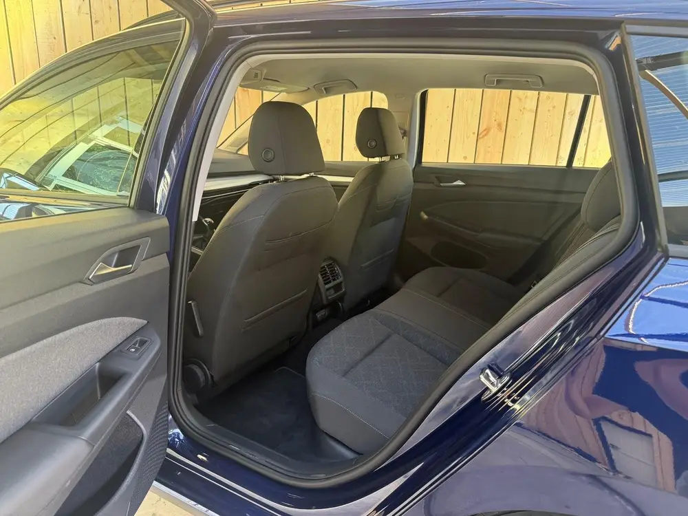 Volkswagen Golf Variant 1.0 TSI Life Achteruitrijcamera | Ap uit 2023, foto 9