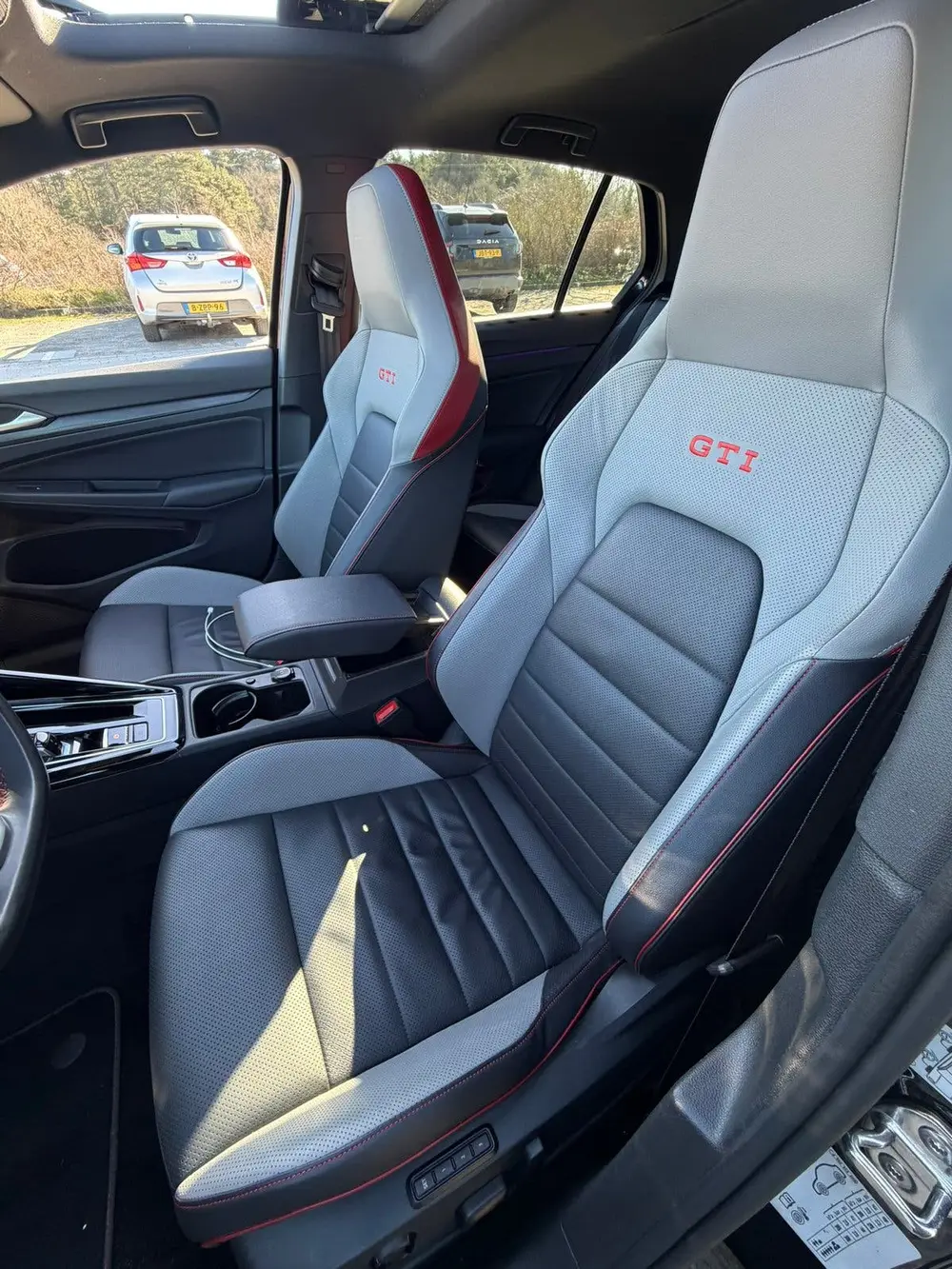 Volkswagen Golf 2.0 TSI GTI Clubsport 301 PK uit 2022, foto 12