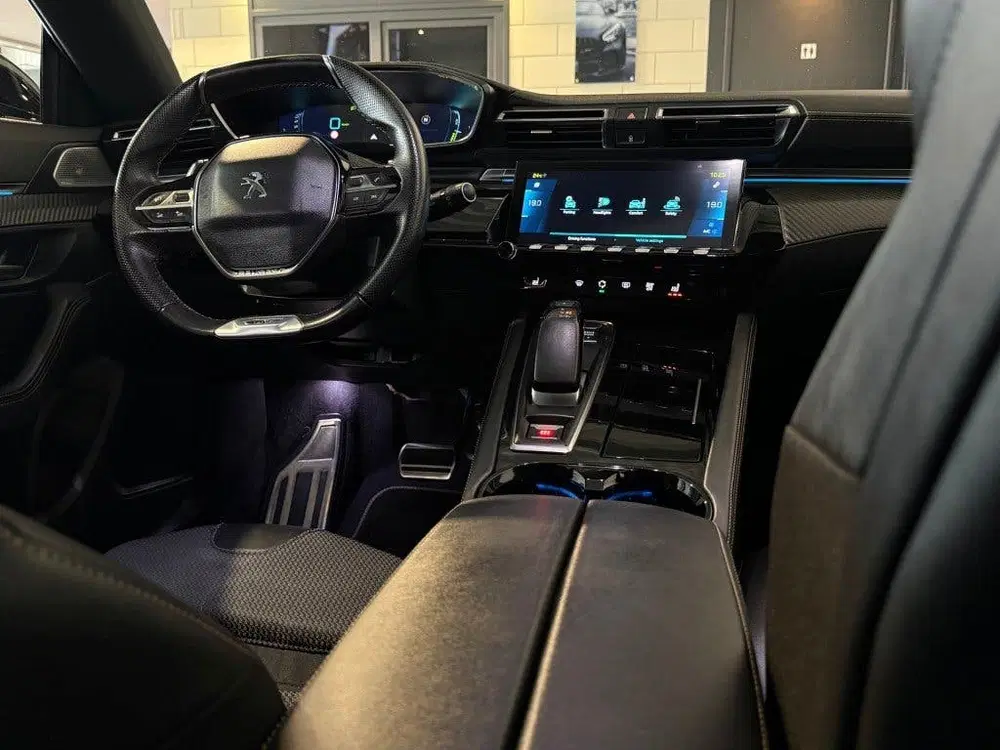 Peugeot 508 1.6 HYBRID 225 GT l NAP l PANO l VOL OPTIE uit 2021, foto 16