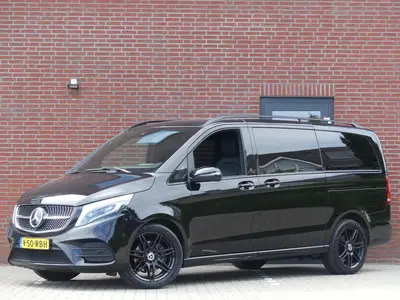 Mercedes-Benz V-Klasse 300d AMG Dubbel Cabine Panoramadak uit 2023