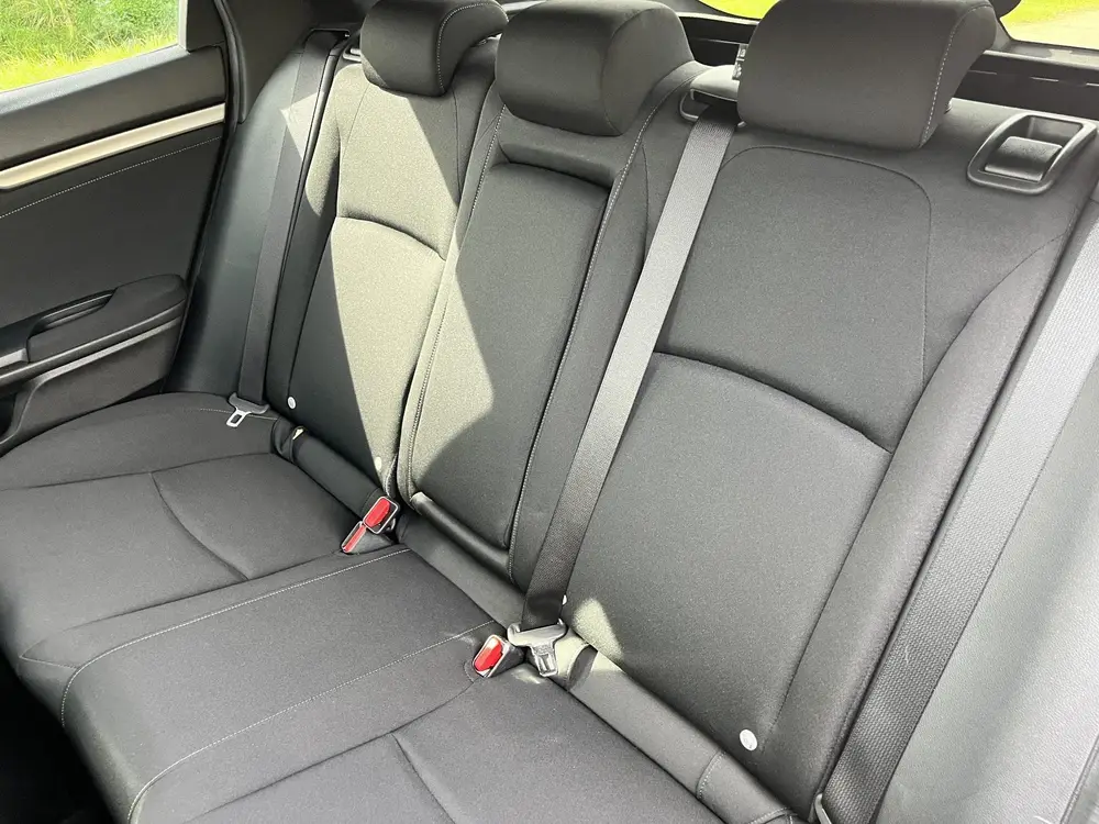 Honda Civic 1.0 i-VTEC Elegance uit 2019, foto 17