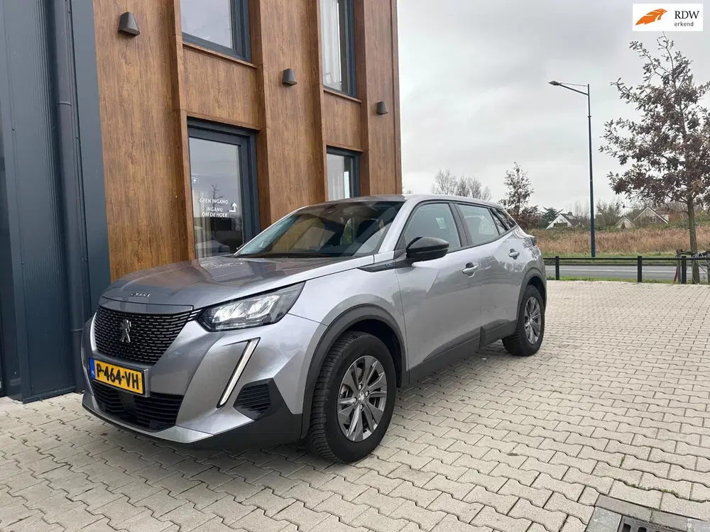Peugeot 2008 EV Active Pack 50 kWh 54761 km uit 2022