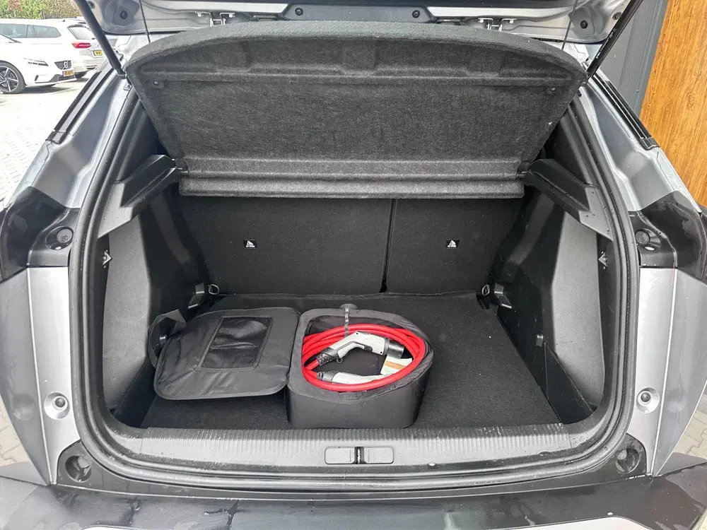 Peugeot 2008 EV Active Pack 50 kWh 54761 km uit 2022, foto 7