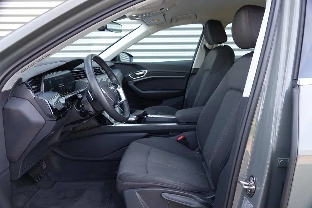 Audi Q8 e-tron 50 quattro Edition 95 kWh uit 2023, foto 13