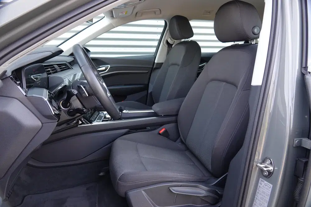 Audi Q8 e-tron 50 quattro Edition 95 kWh uit 2023, foto 5