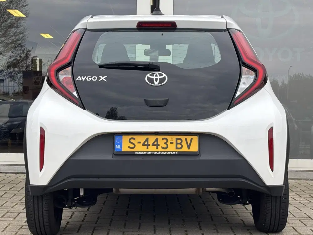 Toyota Aygo X 1.0 VVT-i MT Play uit 2023, foto 12