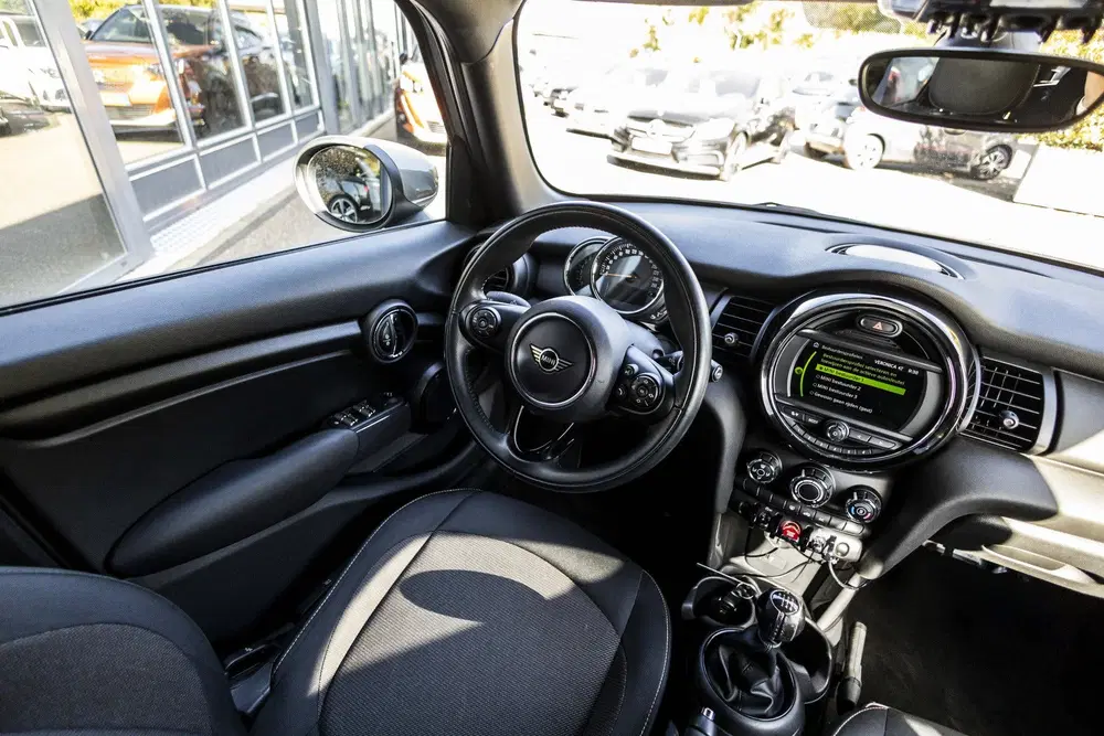 Mini One 1.5 One Business Edition (bj 2020) uit 2020, foto 18