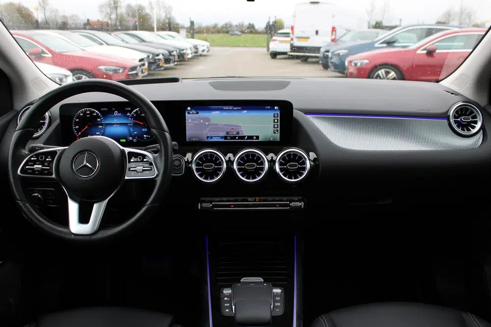 Mercedes-Benz B-Klasse 250e AUT8 Luxury Line PANORAMADAK SFE uit 2022, foto 2