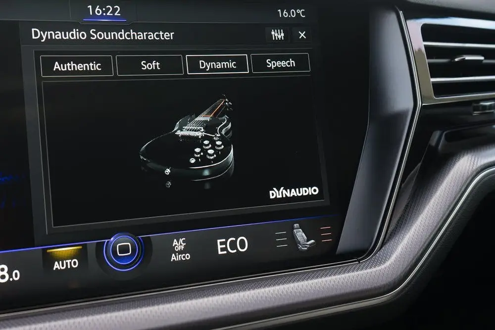Volkswagen Touareg 3.0 TSI 4MOTION R / Dynaudio/ Trekhaak/ P uit 2021, foto 14