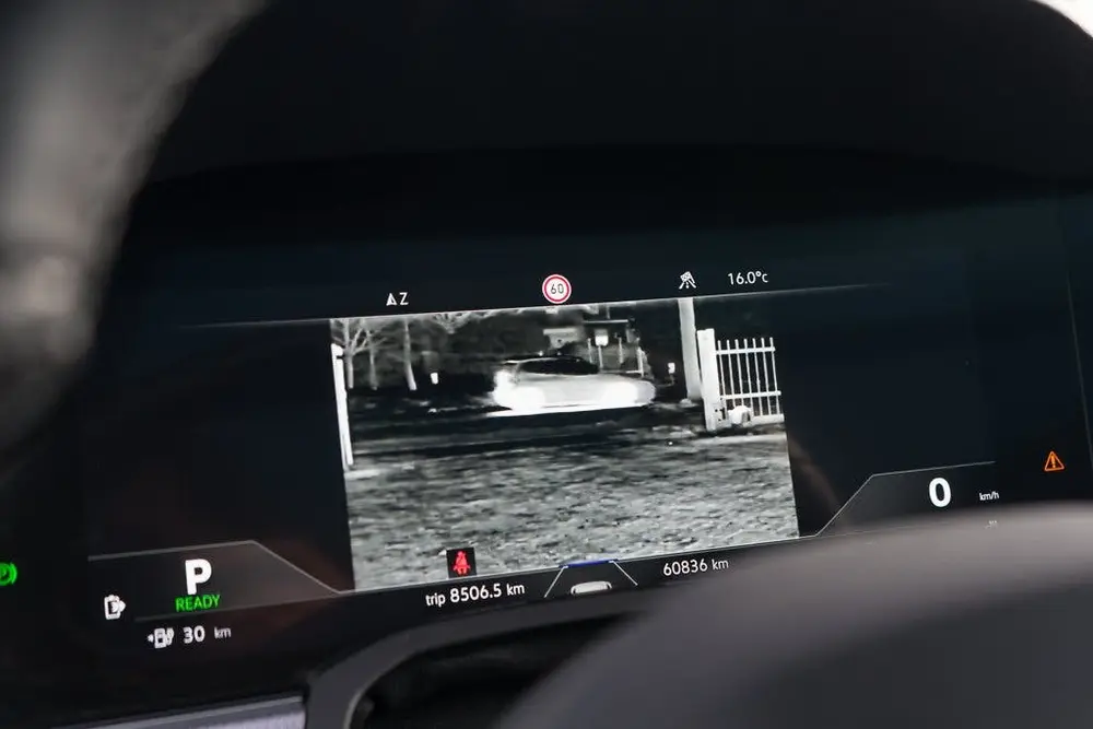 Volkswagen Touareg 3.0 TSI 4MOTION R / Dynaudio/ Trekhaak/ P uit 2021, foto 15