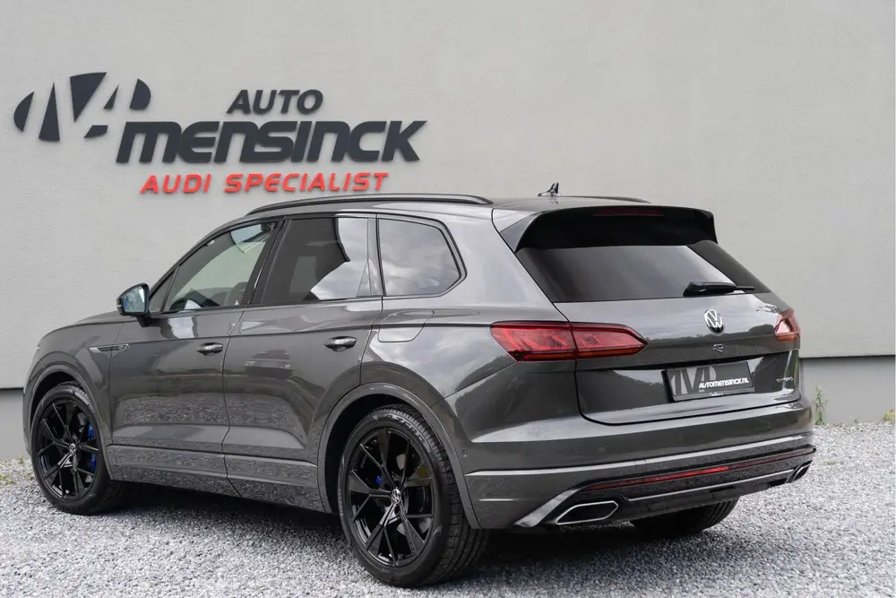 Volkswagen Touareg 3.0 TSI 4MOTION R / Dynaudio/ Trekhaak/ P uit 2021, foto 3