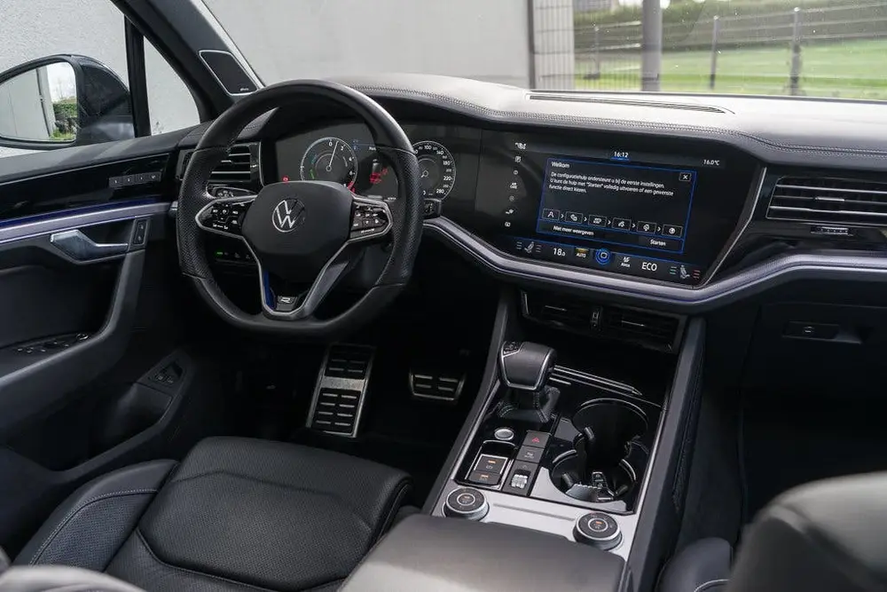 Volkswagen Touareg 3.0 TSI 4MOTION R / Dynaudio/ Trekhaak/ P uit 2021, foto 5