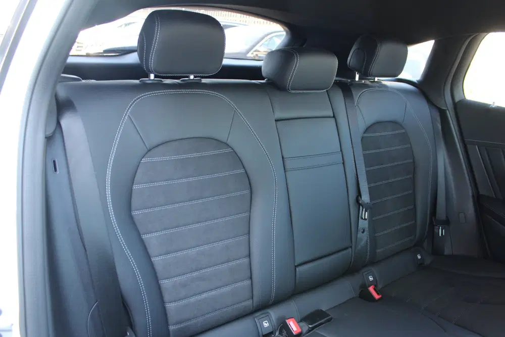 Mercedes-Benz EQC 400 4MATIC 80kWh (SOH 96 uit 2021, foto 17