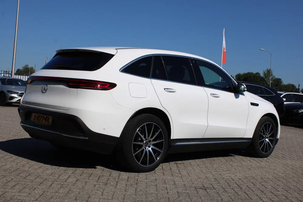 Mercedes-Benz EQC 400 4MATIC 80kWh (SOH 96 uit 2021, foto 6