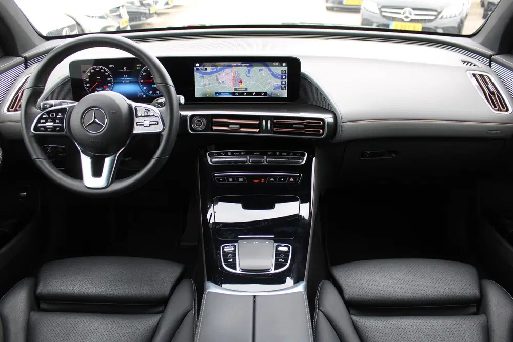 Mercedes-Benz EQC 400 4MATIC 80 kWh (SOH 97 uit 2023, foto 2