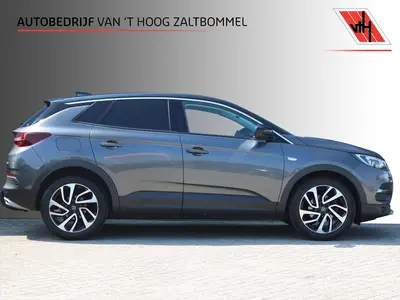 Opel Grandland X 1.2 Turbo 130pk Innovation AGR LEDER NAVI uit 2019
