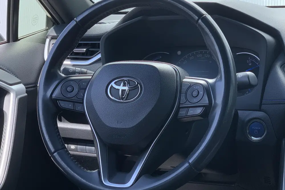 Toyota RAV4 2.5 Hybrid AWD Bi-Tone / Leer / Camera / Stoelve uit 2019, foto 11