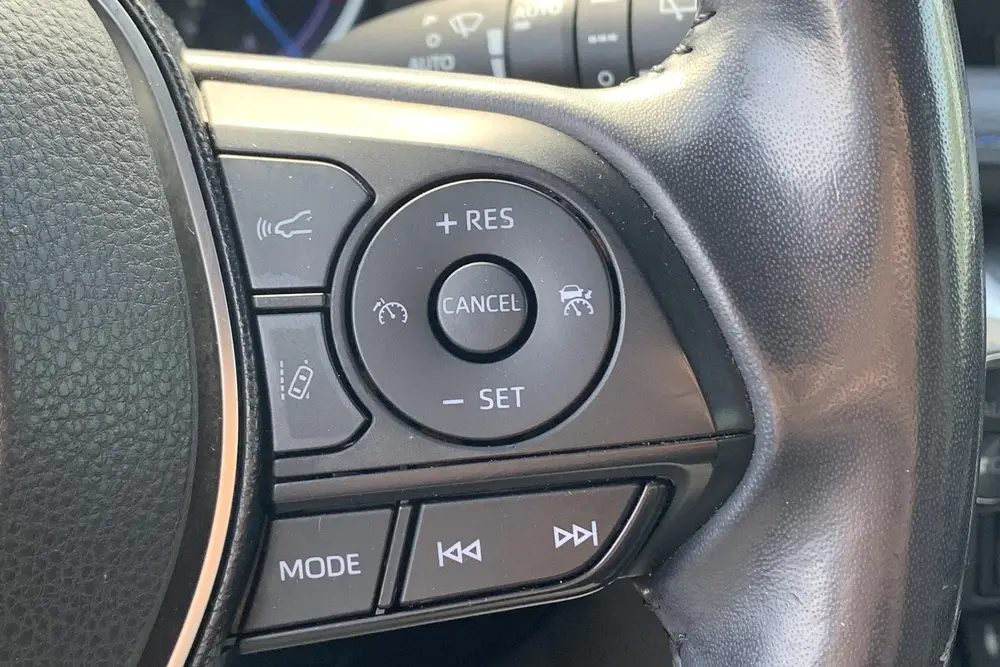 Toyota RAV4 2.5 Hybrid AWD Bi-Tone / Leer / Camera / Stoelve uit 2019, foto 14