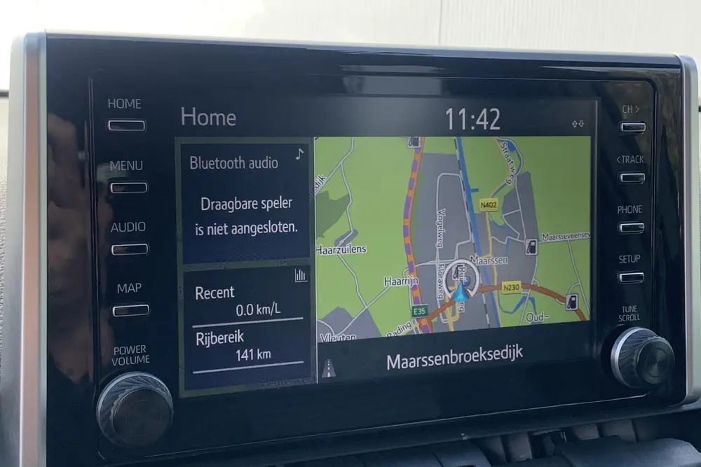Toyota RAV4 2.5 Hybrid AWD Bi-Tone / Leer / Camera / Stoelve uit 2019, foto 17