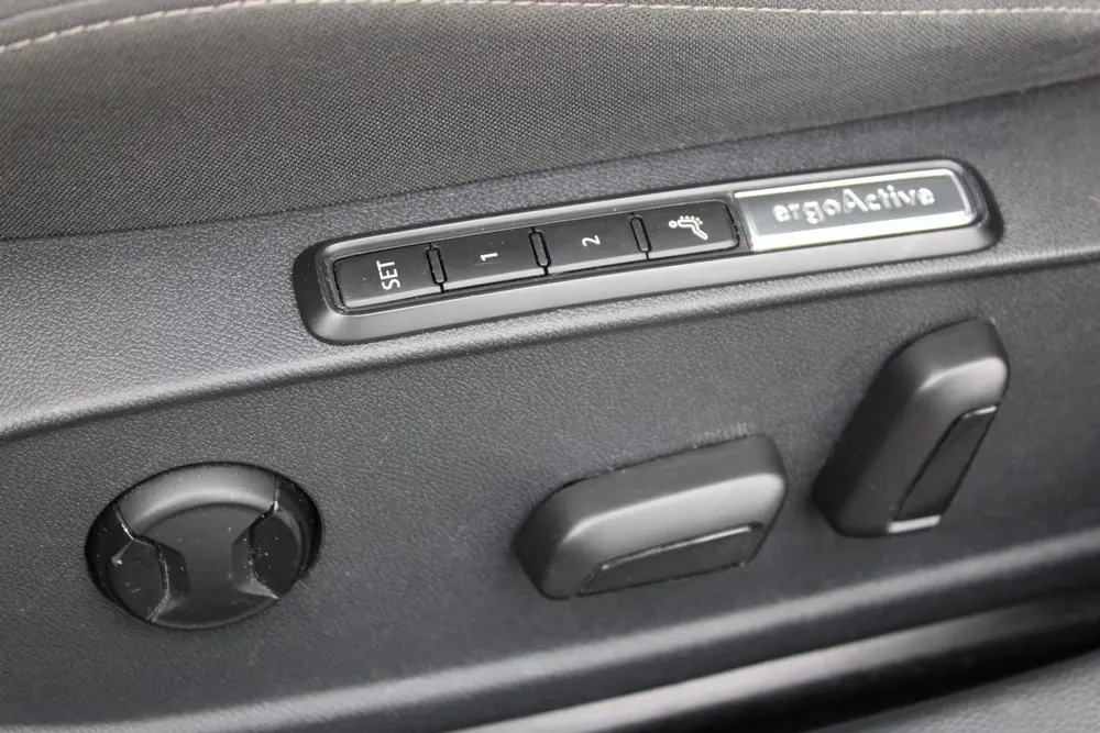 Volkswagen Golf 1.5 eTSI Style PANORAMADAK MEMORY ACC SFEER uit 2020, foto 14