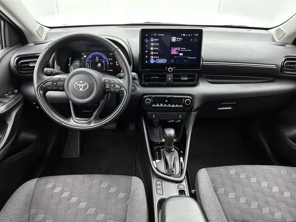 Toyota Yaris 1.5 Hybrid 115 Dynamic uit 2025, foto 4