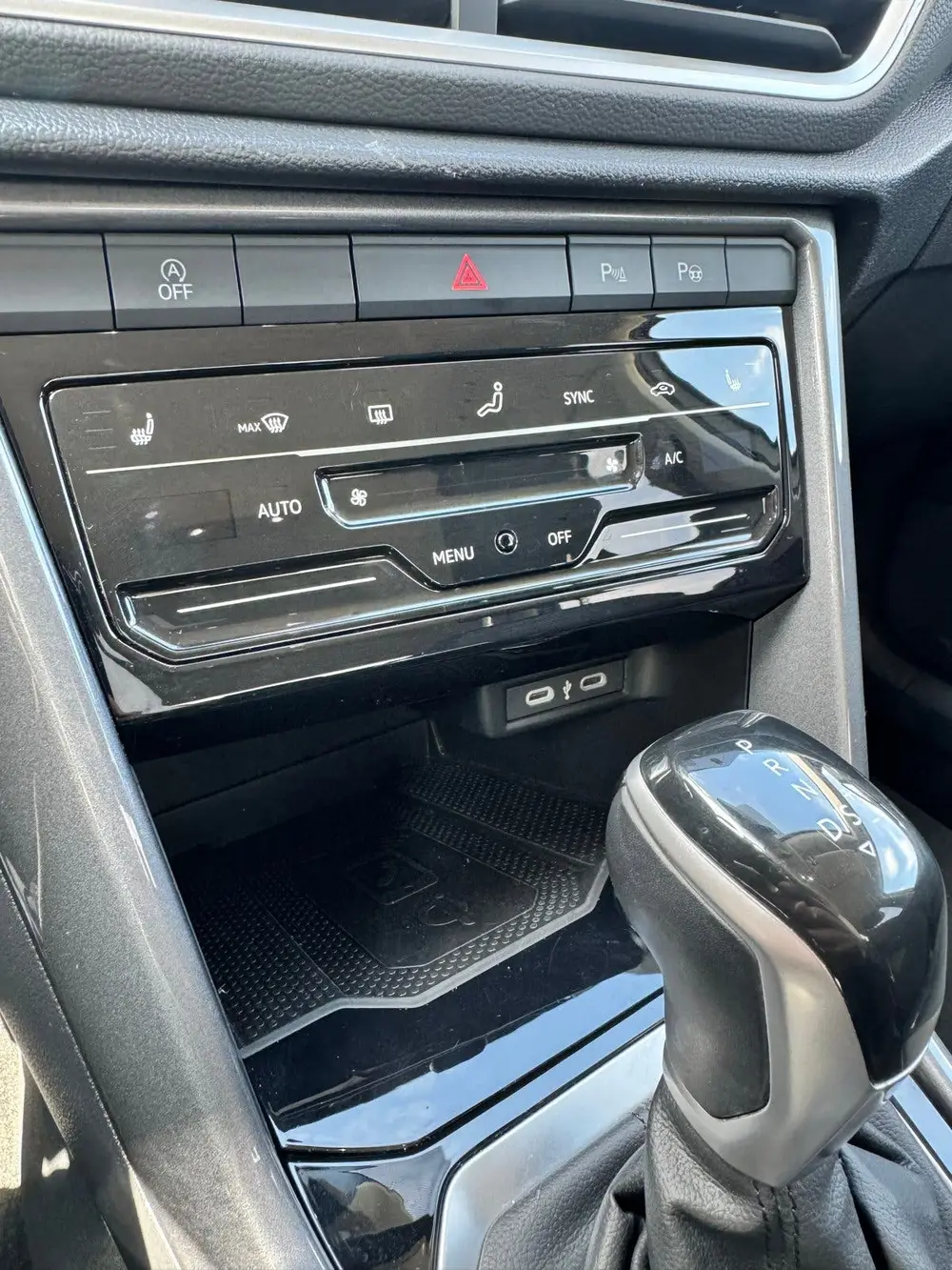 Volkswagen T-Roc Volkwagen T Roc 1,5 TSI (met trekhaak) uit 2024, foto 17