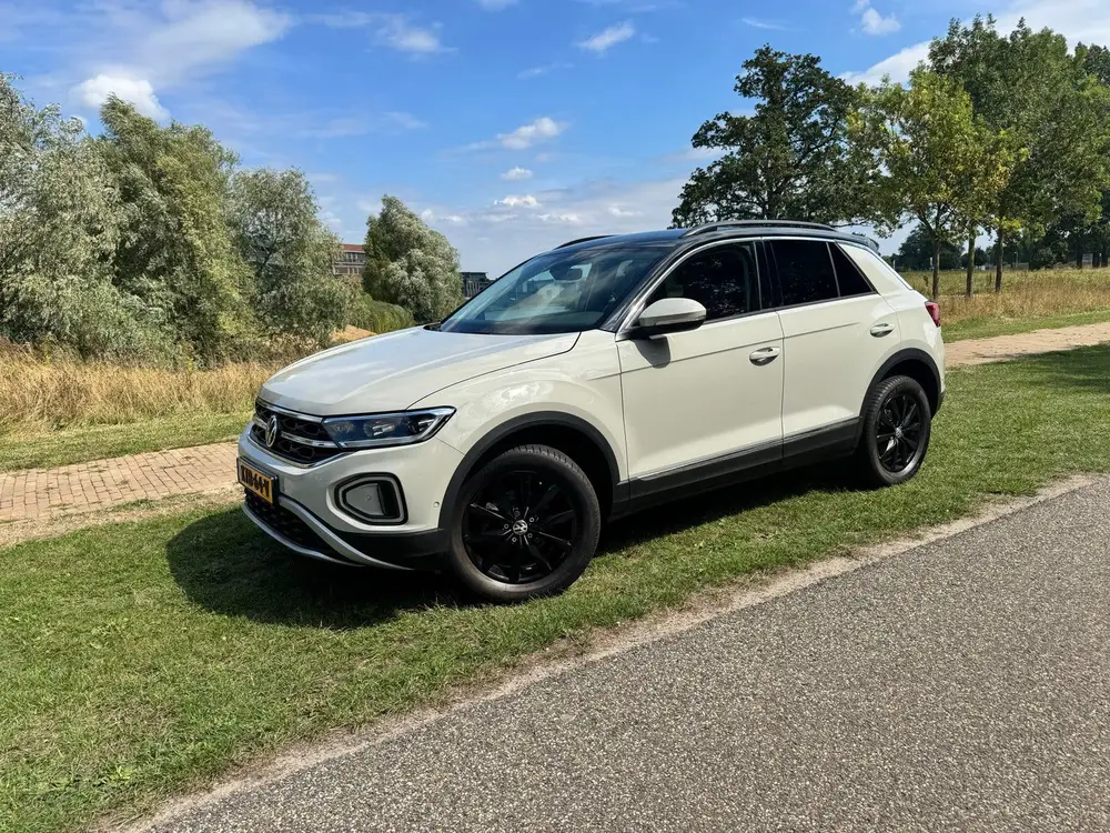 Volkswagen T-Roc Volkwagen T Roc 1,5 TSI (met trekhaak) uit 2024, foto 4