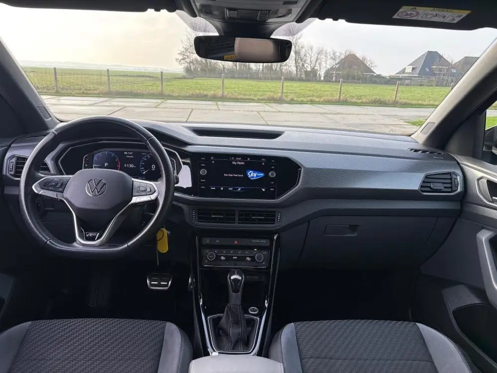 Volkswagen T-CROSS 1.0 TSI R-Line uit 2021, foto 9