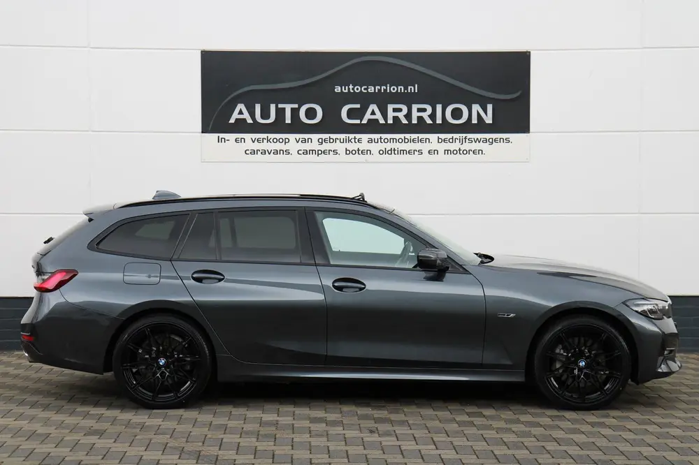 BMW 3-serie 330e xDrive Pano HUD Tr.haak 19 inch BTW uit 2022, foto 2