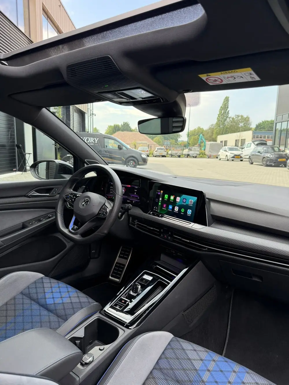 Volkswagen Golf 2.0 TSI 320pk 7-DSG 4MOTION 2022 Zwart uit 2022, foto 12