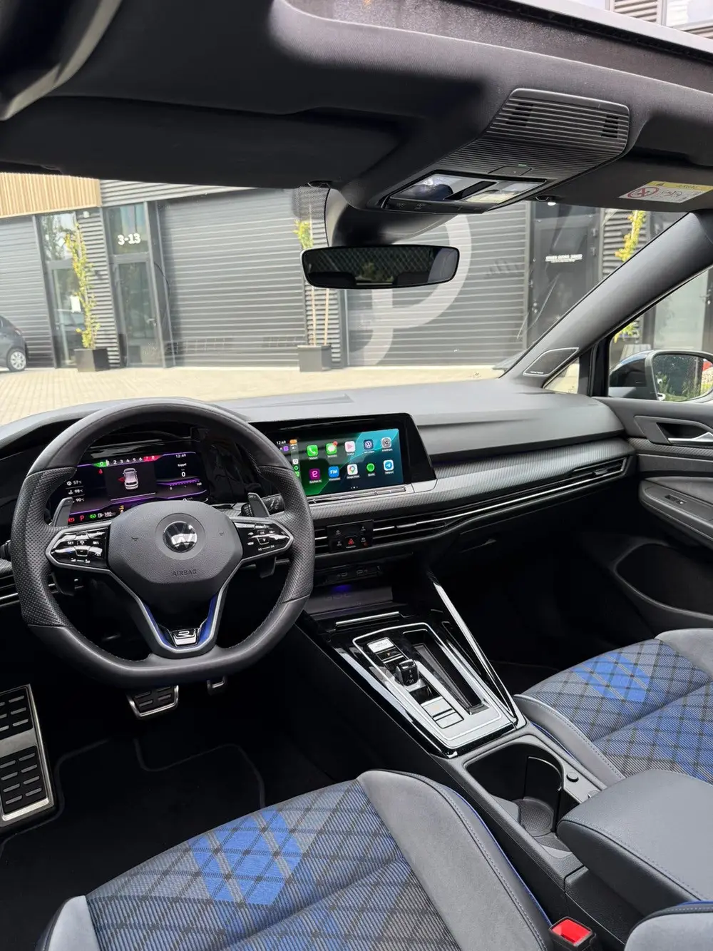 Volkswagen Golf 2.0 TSI 320pk 7-DSG 4MOTION 2022 Zwart uit 2022, foto 13