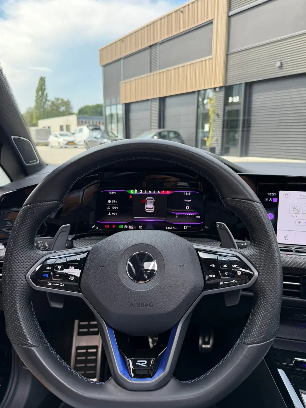 Volkswagen Golf 2.0 TSI 320pk 7-DSG 4MOTION 2022 Zwart uit 2022, foto 19