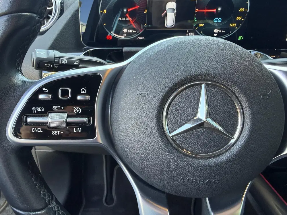 Mercedes-Benz GLA 250 e Progressive uit 2021, foto 7