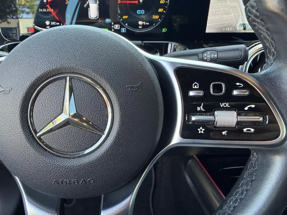 Mercedes-Benz GLA 250 e Progressive uit 2021, foto 8