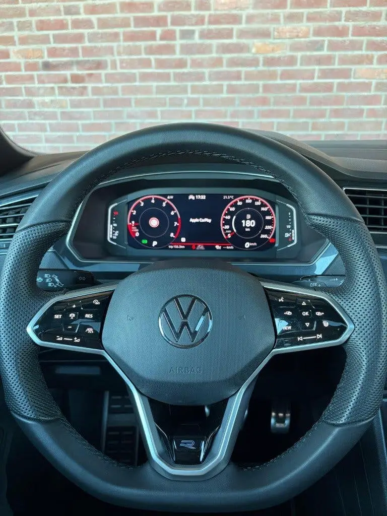Volkswagen Tiguan VW Tiguan 1.5 TSI R-Line Black Style - Business+ 150 PK uit 2021, foto 10