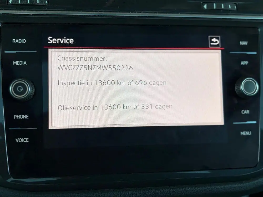 Volkswagen Tiguan VW Tiguan 1.5 TSI R-Line Black Style - Business+ 150 PK uit 2021, foto 19