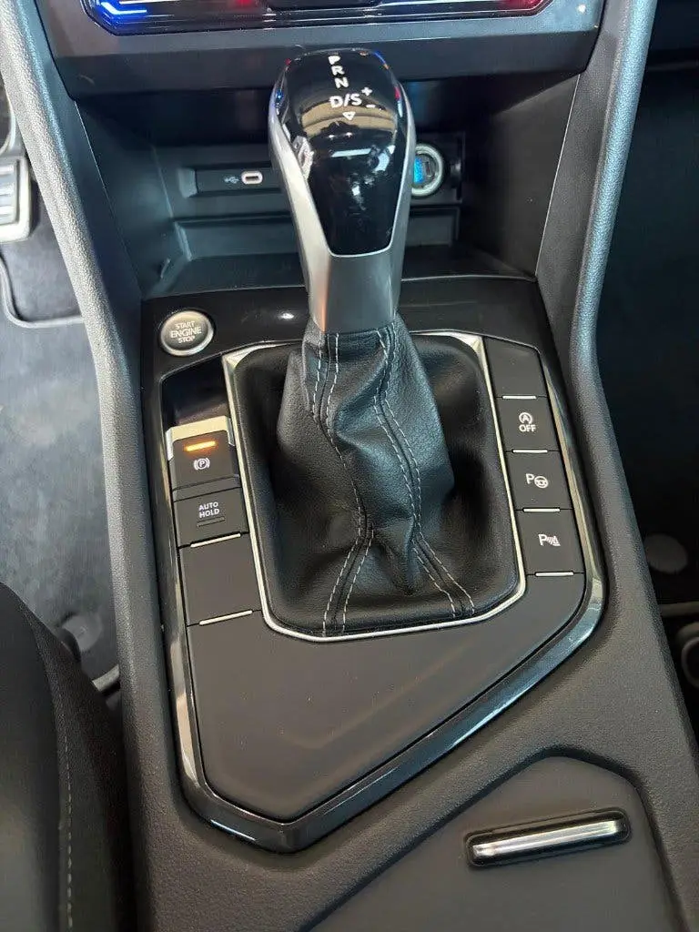 Volkswagen Tiguan VW Tiguan 1.5 TSI R-Line Black Style - Business+ 150 PK uit 2021, foto 5