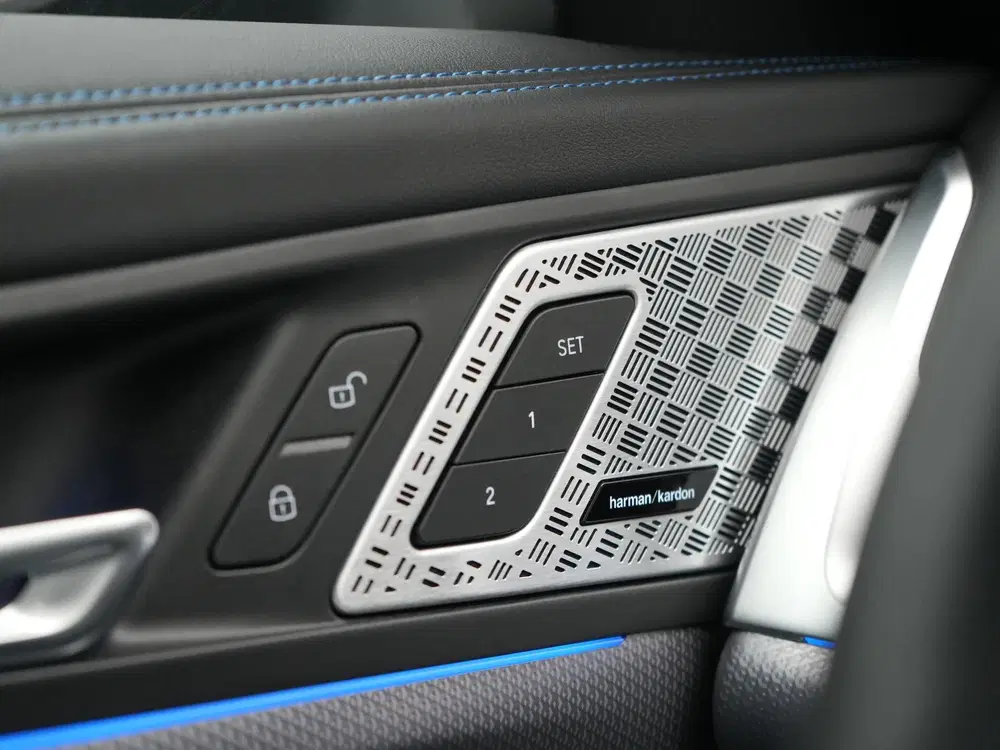 BMW X1 xDrive30e M Sport PHEV 326pk Dealer O.H. uit 2023, foto 11