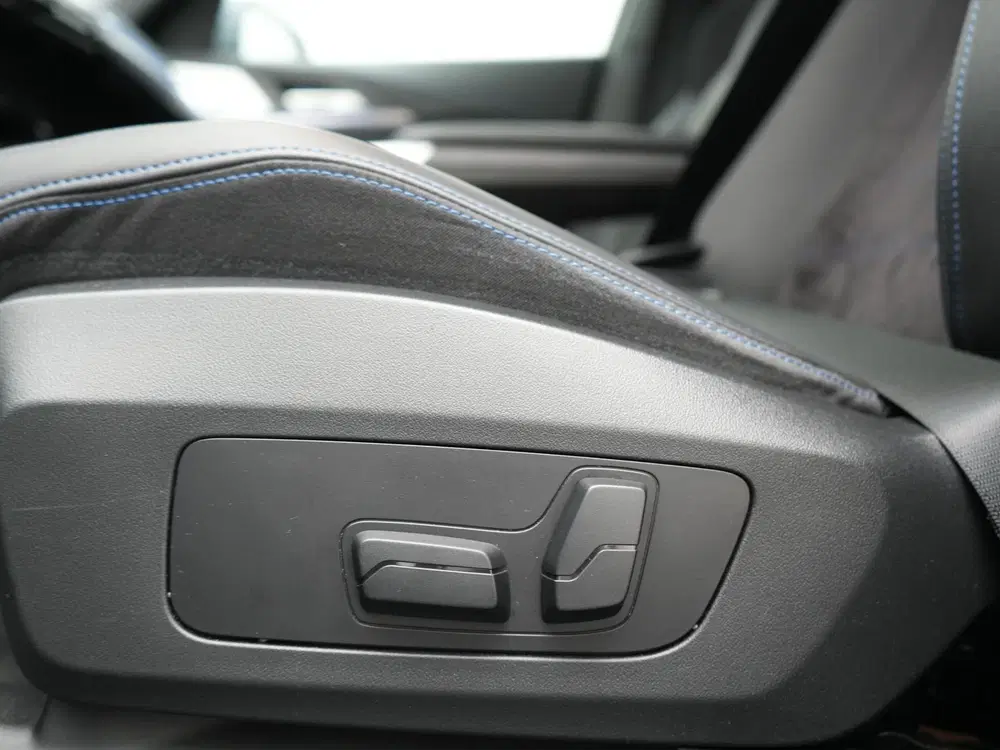BMW X1 xDrive30e M Sport PHEV 326pk Dealer O.H. uit 2023, foto 12