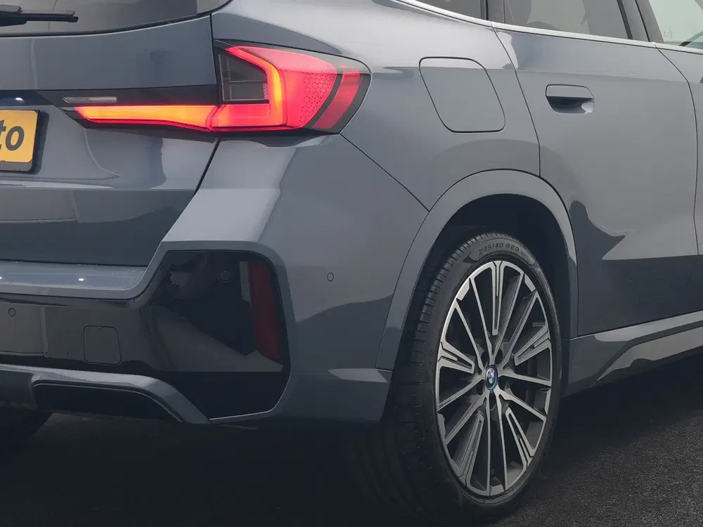 BMW X1 xDrive30e M Sport PHEV 326pk Dealer O.H. uit 2023, foto 8