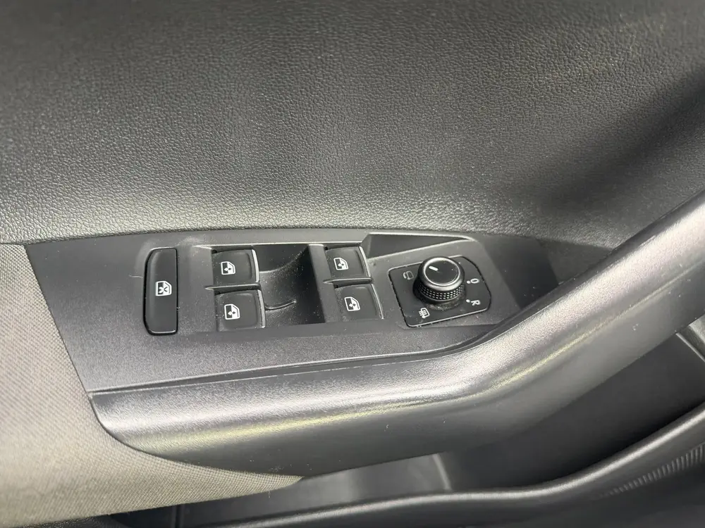 Volkswagen POLO 1.0 TSI Highline Business R/ /automaat/airco uit 2019, foto 20