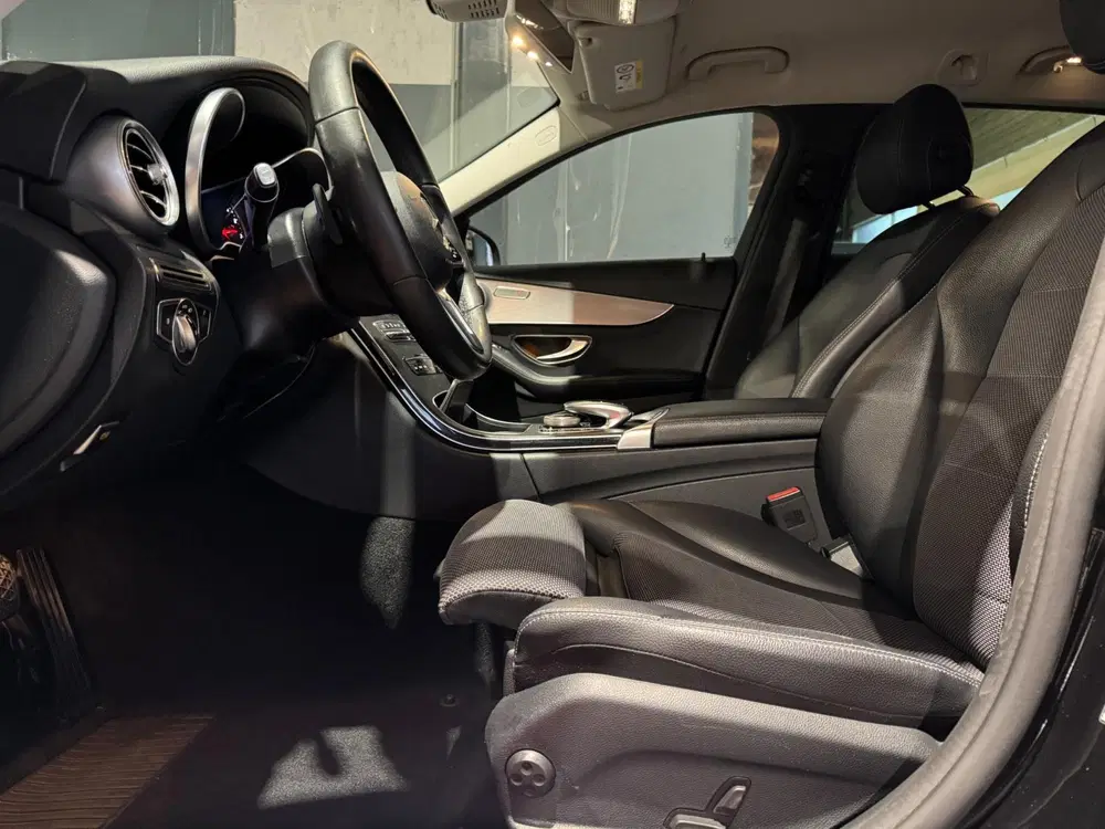 Mercedes-Benz C-Klasse 180 Solution 156pk uit 2020, foto 12