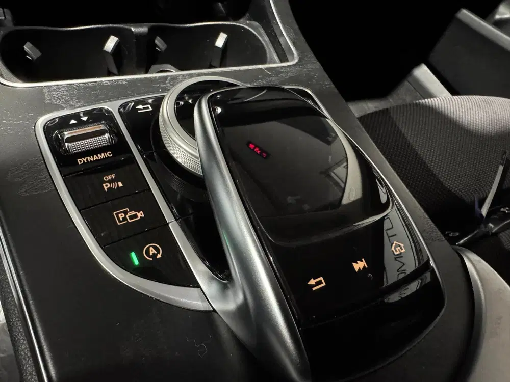 Mercedes-Benz C-Klasse 180 Solution 156pk uit 2020, foto 17