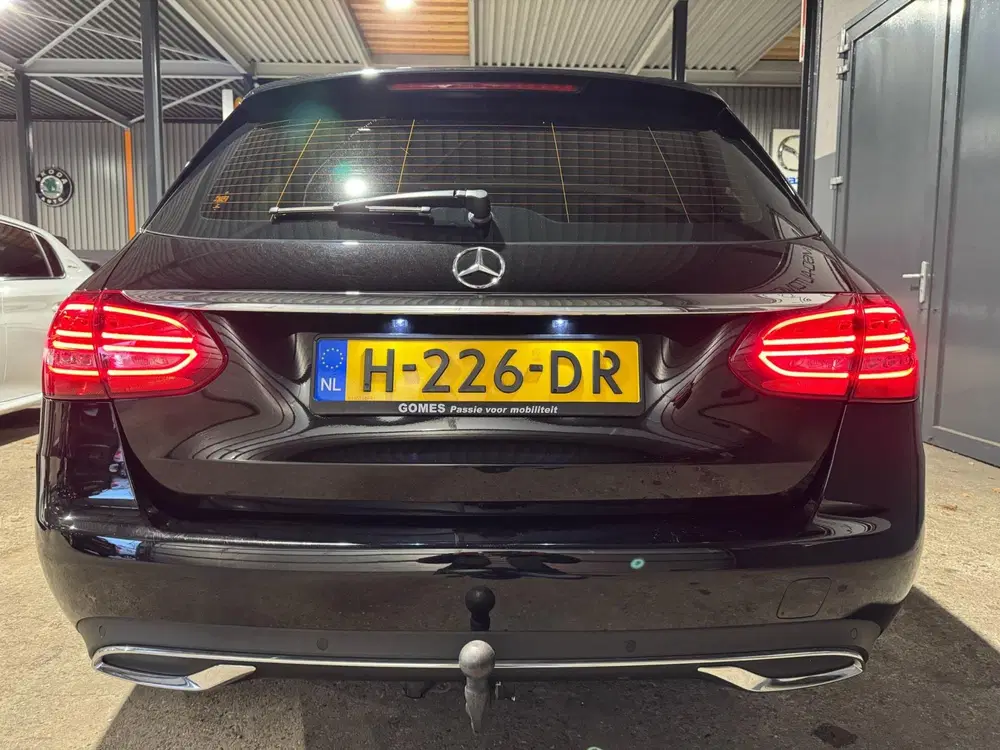 Mercedes-Benz C-Klasse 180 Solution 156pk uit 2020, foto 3