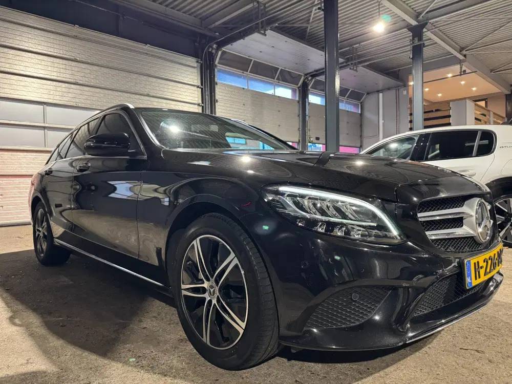 Mercedes-Benz C-Klasse 180 Solution 156pk uit 2020, foto 5